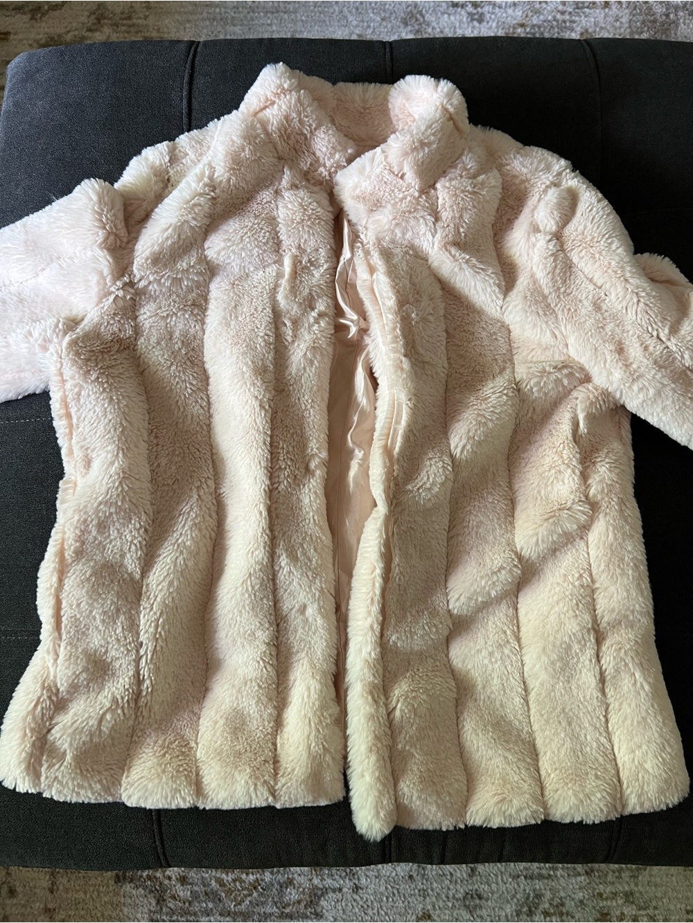 Carmin Plush Faux Fur Coat - White